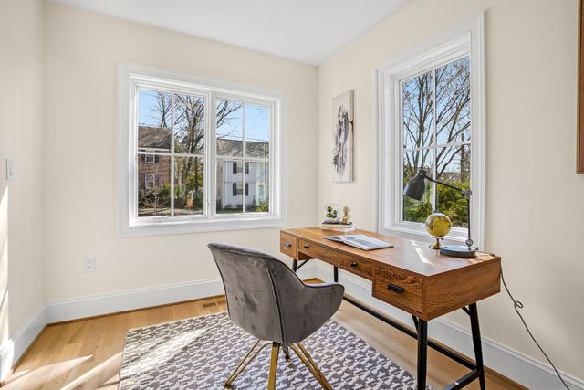 4317 WINDOM PL NW, Washington, DC 20016