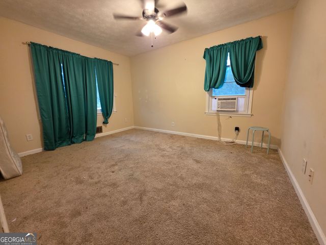 407 Earl North Road, Newnan, GA 30263