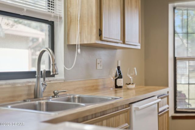 222 Shangri La Circle, Edgewater, FL 32132