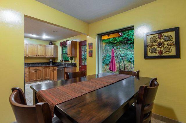 2055 Lost Spur Ln, Meadow Vista, CA 95722