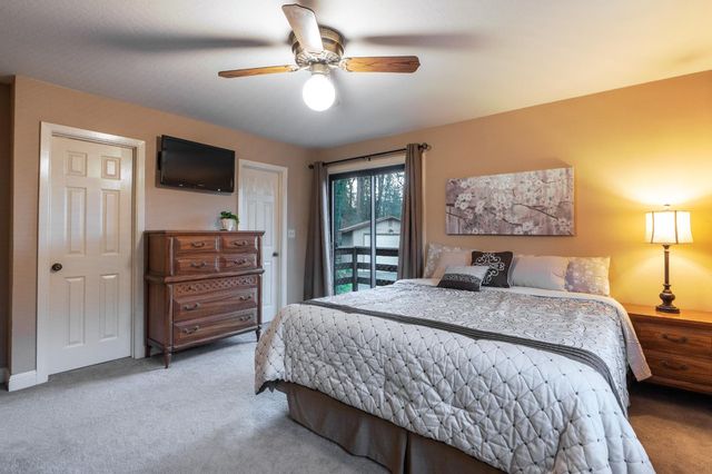 2055 Lost Spur Ln, Meadow Vista, CA 95722