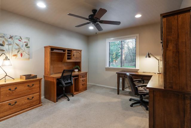 2055 Lost Spur Ln, Meadow Vista, CA 95722