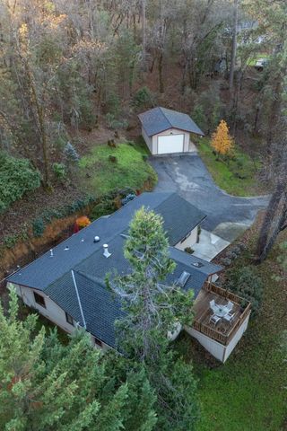 2055 Lost Spur Ln, Meadow Vista, CA 95722