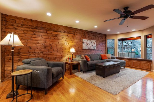 2055 Lost Spur Ln, Meadow Vista, CA 95722