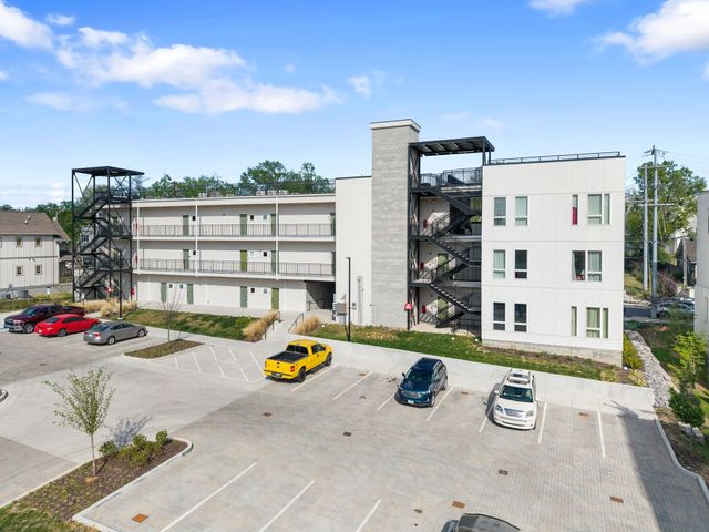 1310 Lischey Ave Apt 203, Nashville, TN 37207