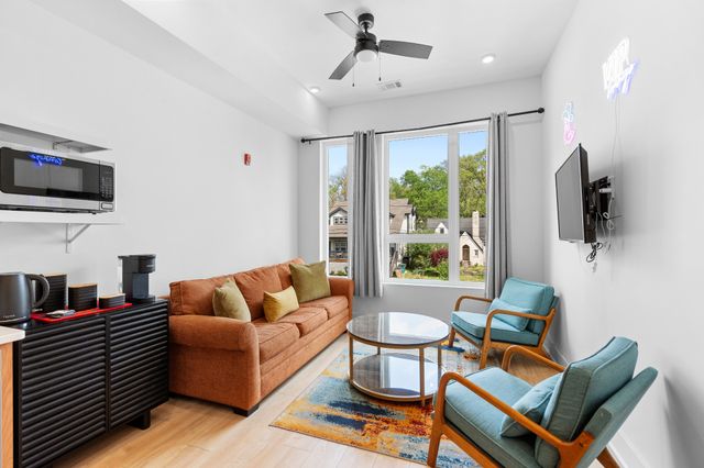 1310 Lischey Ave Apt 203, Nashville, TN 37207