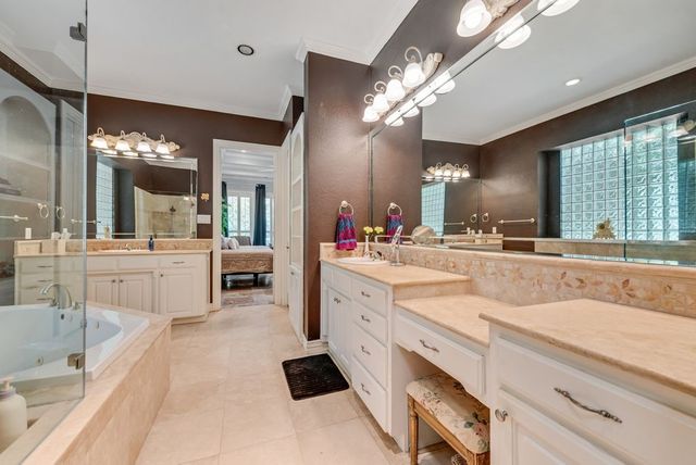 1917 Queensbridge Court, Keller, TX 76262