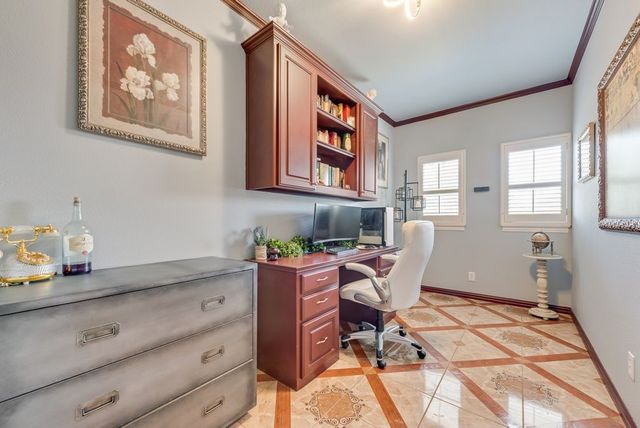 1917 Queensbridge Court, Keller, TX 76262