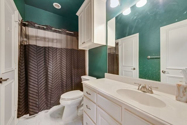 1917 Queensbridge Court, Keller, TX 76262