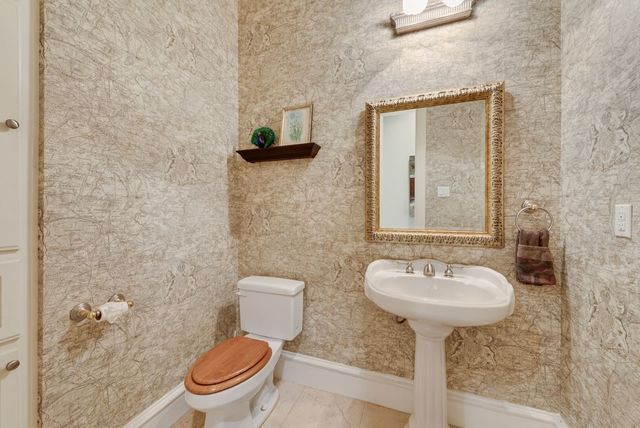 1917 Queensbridge Court, Keller, TX 76262