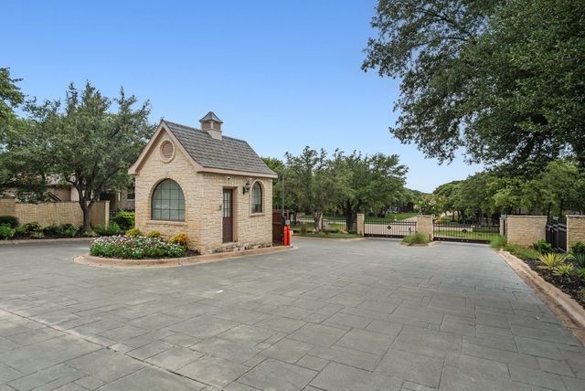 1917 Queensbridge Court, Keller, TX 76262