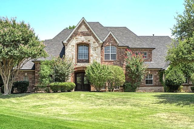 1917 Queensbridge Court, Keller, TX 76262