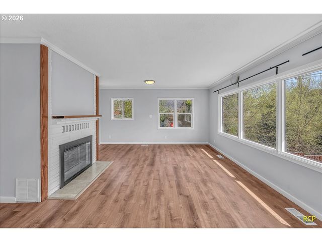 9660 Nw BERMAR Ln, Portland, OR 97229