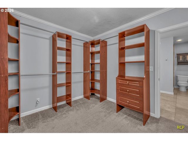 9660 Nw BERMAR Ln, Portland, OR 97229