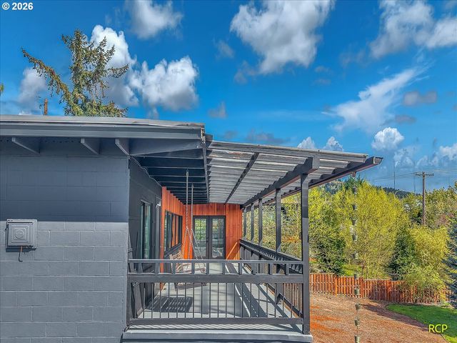 9660 Nw BERMAR Ln, Portland, OR 97229