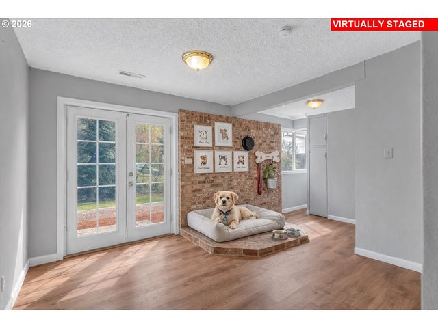 9660 Nw BERMAR Ln, Portland, OR 97229