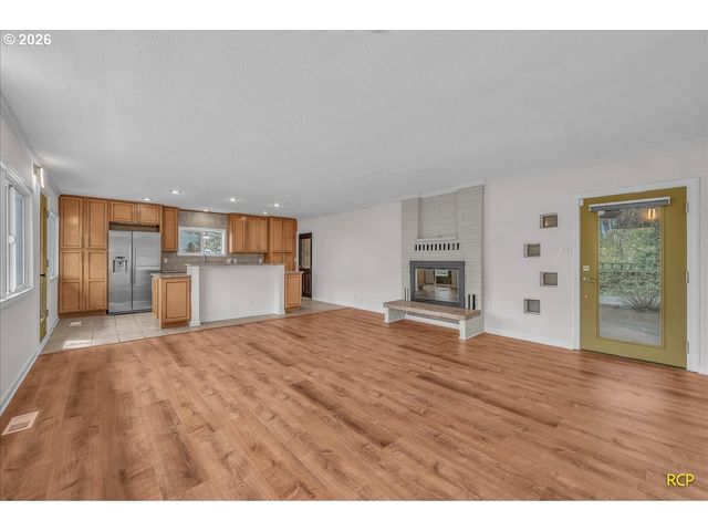 9660 Nw BERMAR Ln, Portland, OR 97229