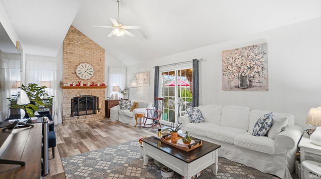 9827 Red Twig Place, Fort Wayne, IN 46804