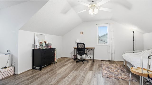 9827 Red Twig Place, Fort Wayne, IN 46804