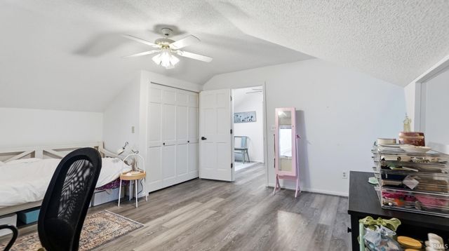 9827 Red Twig Place, Fort Wayne, IN 46804