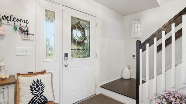 9827 Red Twig Place, Fort Wayne, IN 46804