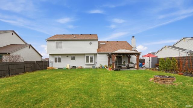 9827 Red Twig Place, Fort Wayne, IN 46804