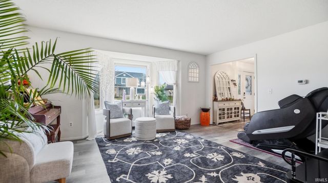 9827 Red Twig Place, Fort Wayne, IN 46804