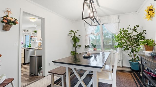 9827 Red Twig Place, Fort Wayne, IN 46804