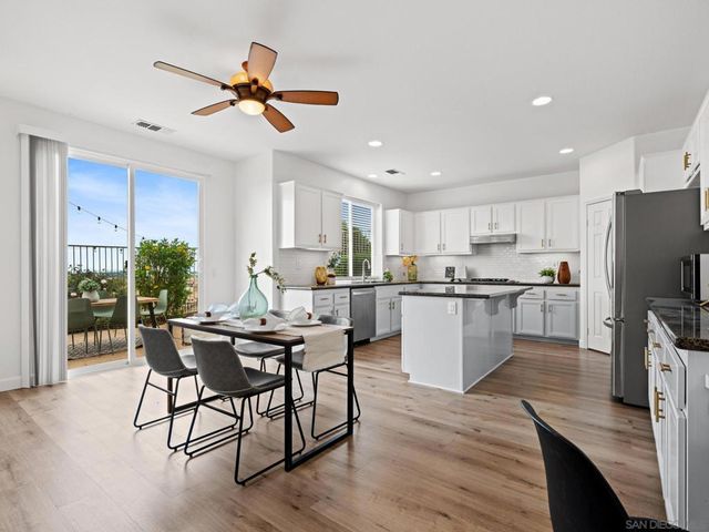 1574 Loma Alta, San Marcos, CA 92069