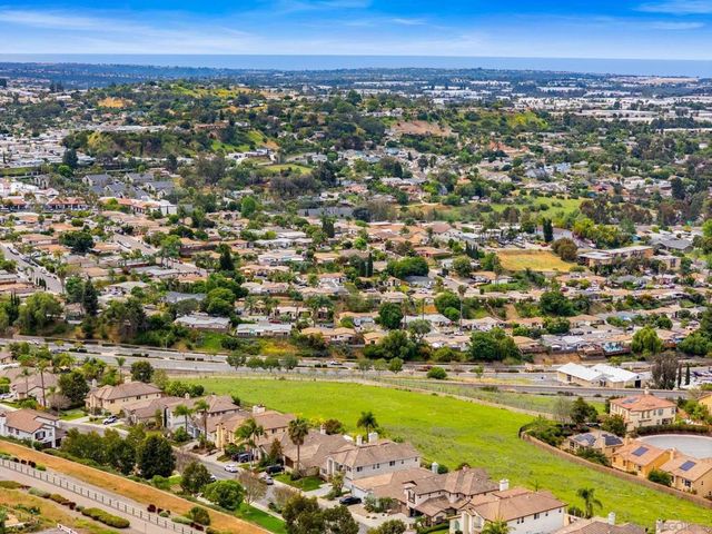 1574 Loma Alta, San Marcos, CA 92069