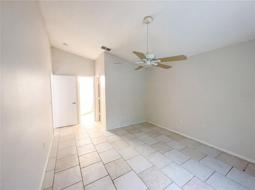 Image 12 of property listing at 255 CORALWOOD COURT, Kissimmee, FL 34743