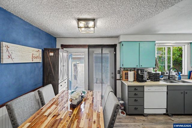 111 Enos St, Amity, OR 97101