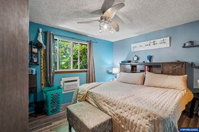 111 Enos St, Amity, OR 97101