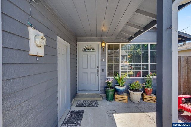 111 Enos St, Amity, OR 97101