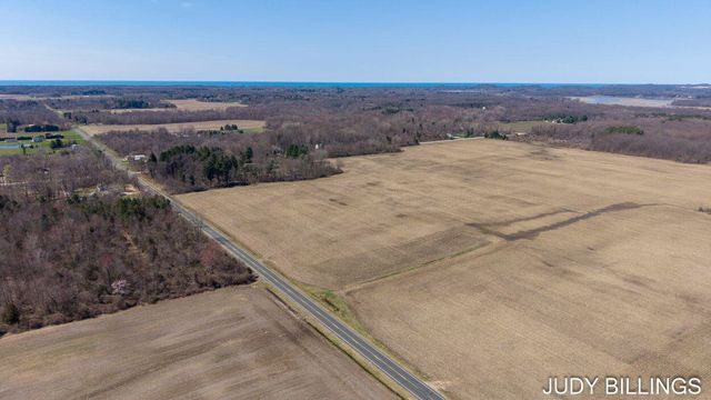 127th Avenue, Fennville, MI 49408