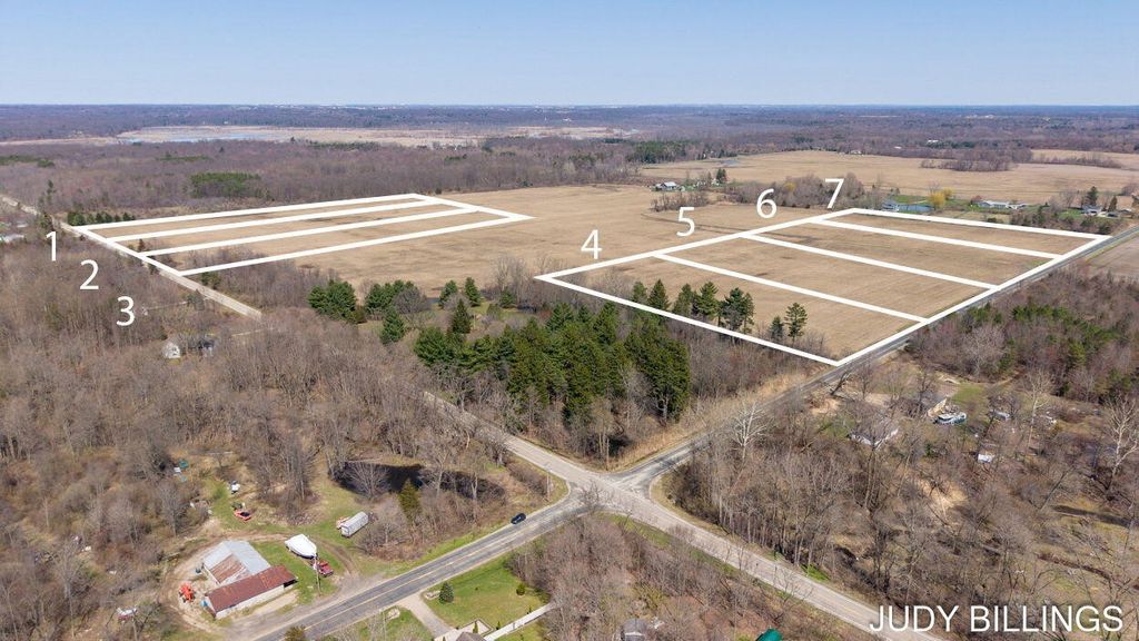 127th Avenue, Fennville, MI 49408
