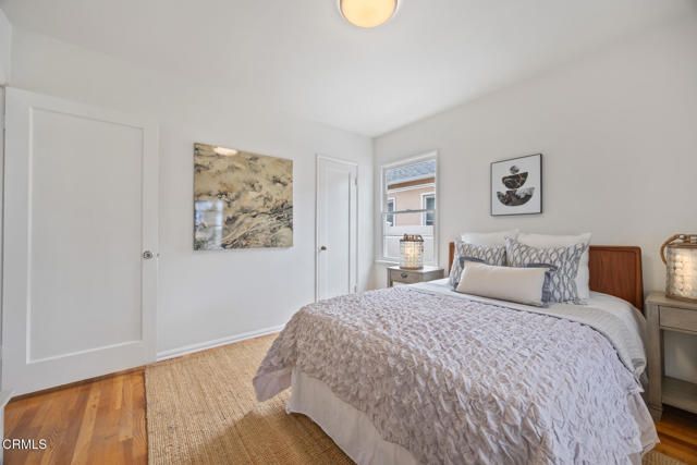 4950 Newcastle Avenue, Los Angeles, CA 91316