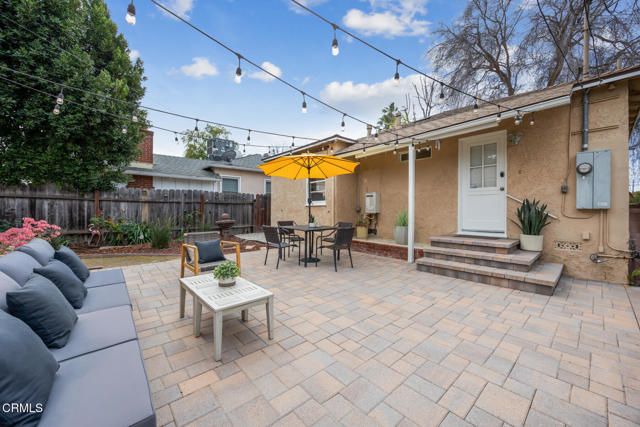 4950 Newcastle Avenue, Los Angeles, CA 91316