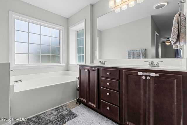 235 Maidstone Drive, Richlands, NC 28574