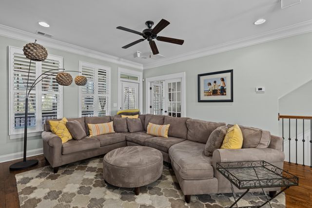 172 Slipper Shell Court, Mount Pleasant, SC 29464