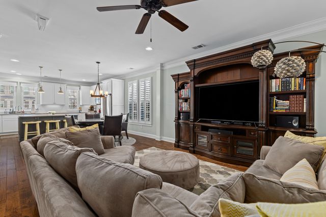 172 Slipper Shell Court, Mount Pleasant, SC 29464