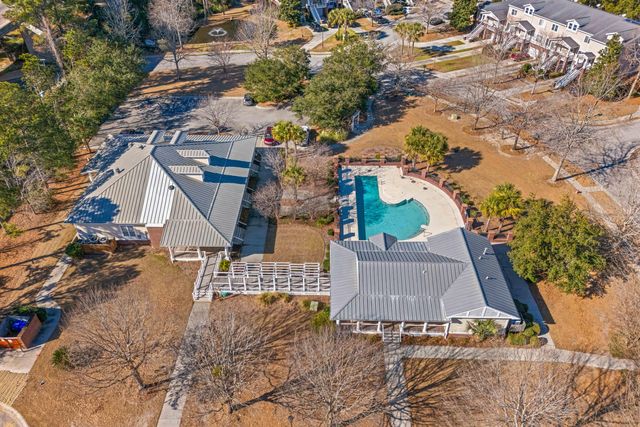 172 Slipper Shell Court, Mount Pleasant, SC 29464