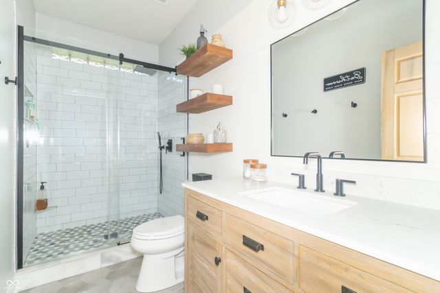 1057 N Cambridge Court, Greenfield, IN 46140