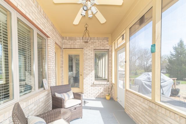 1057 N Cambridge Court, Greenfield, IN 46140