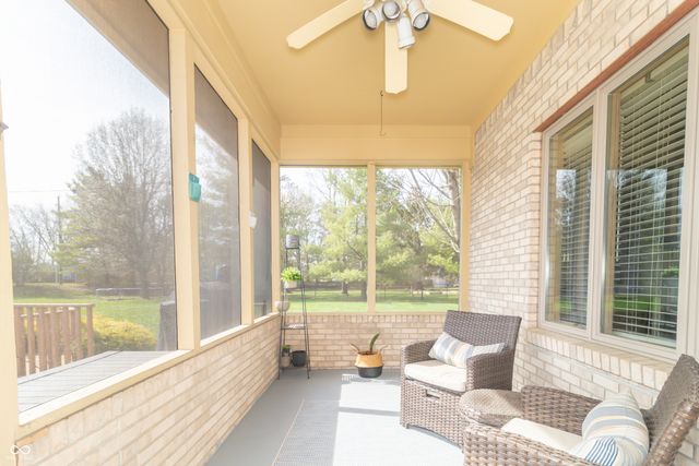 1057 N Cambridge Court, Greenfield, IN 46140