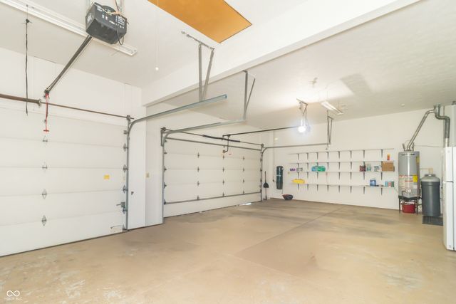 1057 N Cambridge Court, Greenfield, IN 46140