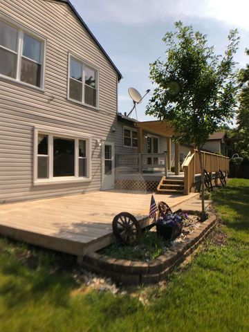 7465 W Hickory Creek Drive, Frankfort, IL 60423