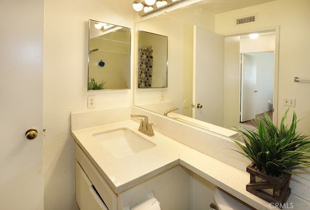 7368 Kamloops Avenue, Fontana, CA 92336