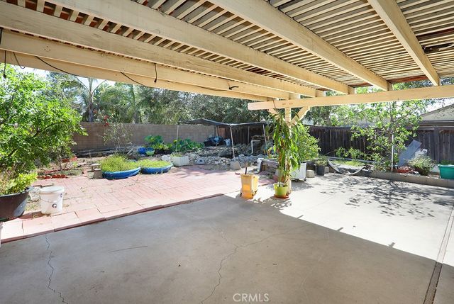 7368 Kamloops Avenue, Fontana, CA 92336