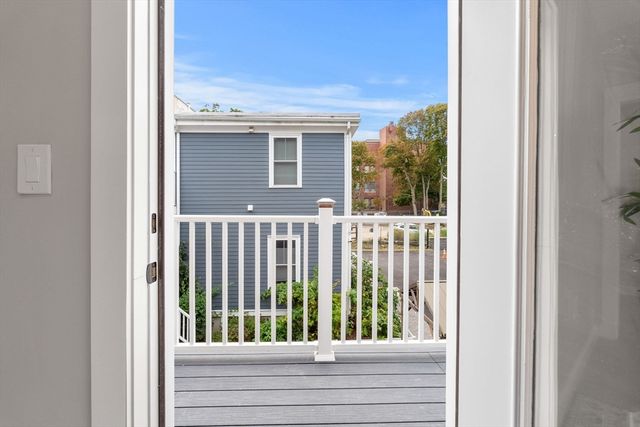 59 Perrin 3, Boston, MA 02119